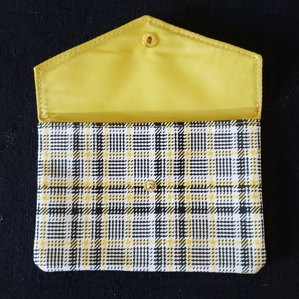 🥳3 for $20🥳 - Ipsy Plaid Make Up Bag - Picture 5 of 5